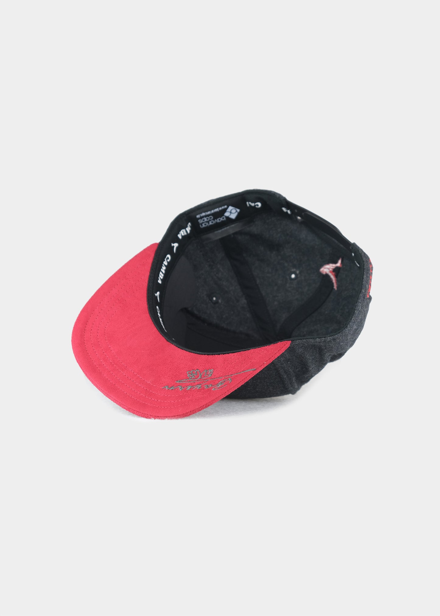 "CAMBA" Cap - Bavarian Caps grau/rot mit Metallpatch
